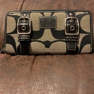 Coach Zoe Signature Denim Accordion Wallet